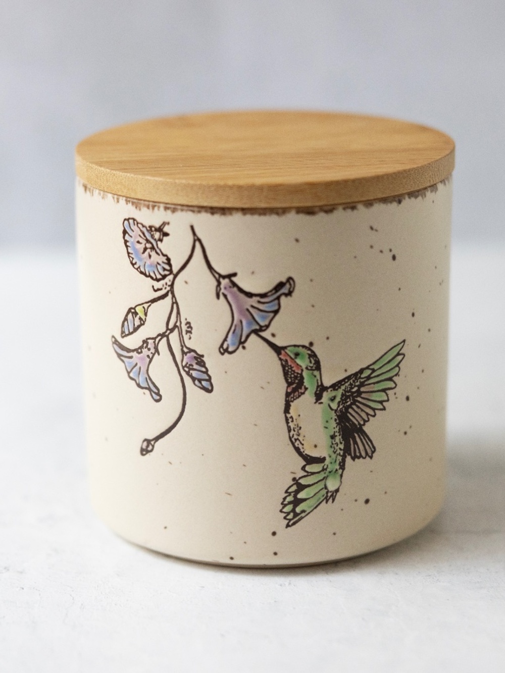 In Homestylez 4" tall Hummingbird Ceramic Canister Wood Wooden Lid 2020